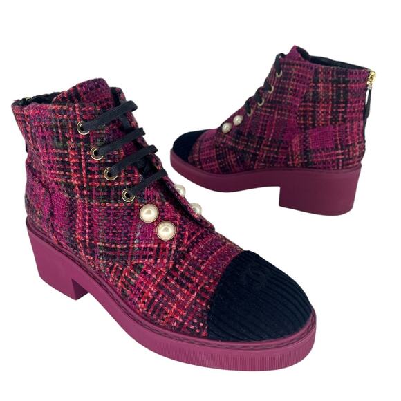 Chanel 2020 Interlocking CC Cap Toe Logo Tweed Fuchsia Pearl Combat Boots - Picture 1 of 16